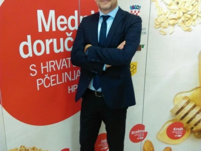 Medni doručak s hrvatskih pčelinjaka i ravnatelj HPA