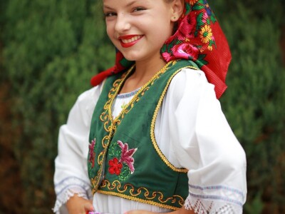 Međunarodni festival folklora za djecu i mlade "Čuvari tradicije" Međunarodni festival folklora za djecu i mlade "Čuvari tradicije"