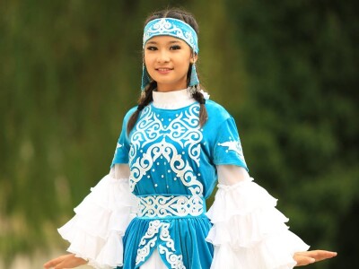 Međunarodni festival folklora za djecu i mlade "Čuvari tradicije" Međunarodni festival folklora za djecu i mlade "Čuvari tradicije"