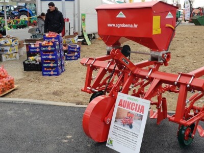 Mehanizacija na sajmu Viroexpo 2019