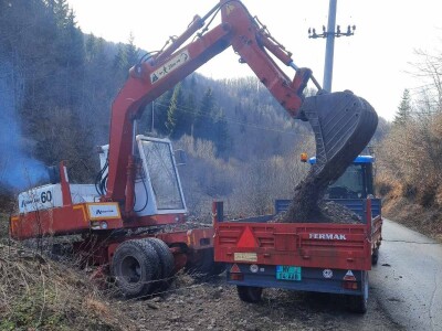 Meštani Bele Reke samo krenuli u popravku puta
