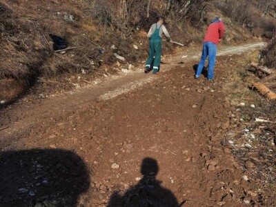 Meštani Bele Reke samo krenuli u popravku puta