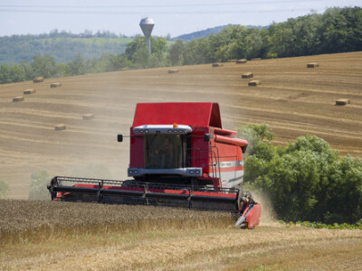 Kombajn Massey Ferguson Kombajni MF Centora