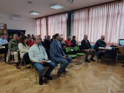 Mi stvaramo tržište za vas! Grad Zagreb poručuje ekološkim poljoprivrednicima Mi stvaramo tržište za vas! Grad Zagreb poručuje ekološkim poljoprivrednicima