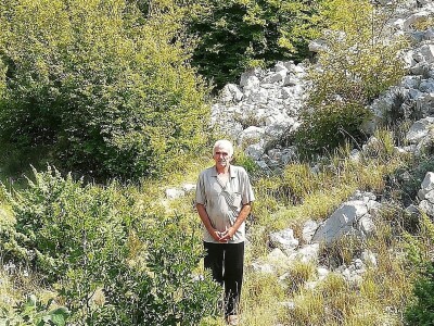 MILAN KNEŽEVIĆ - Vjerovali ili ne: Molitvom spašava blago od smrtonosnih ugriza poskoka!