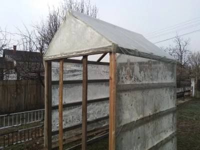 Mini plastenik