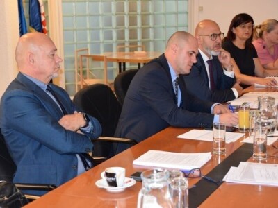 Ministar Dabro  sastanak s predstavnicima Hrvatske industrije šećera i Odbora za mljekarstvo HPK