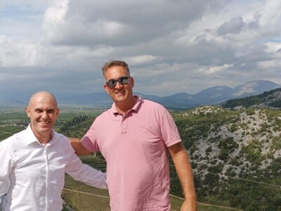 Ministar Dabro u berbi mandarina