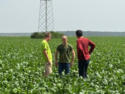 Ministar poljoprivrede u žetvi
