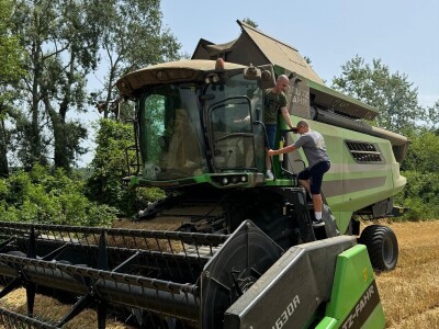 Ministar poljoprivrede u žetvi