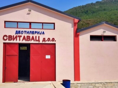 Miodrag Asanović: Ne odustajem od smilja, nadam se boljim cijenama Miodrag Asanović: Ne odustajem od smilja, nadam se boljim cijenama