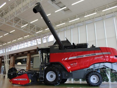 Mladi Farmeri posjetili tvornicu kombajna Massey Ferguson u Italiji