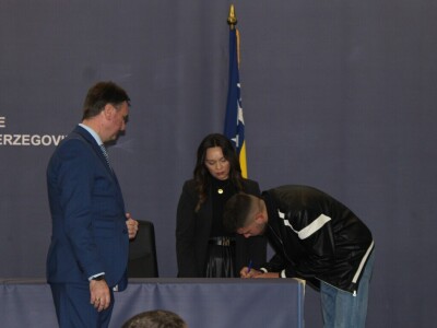 Mladi poljoprivrednici preuzeli rješenja za pokretanje poslovanja