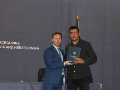 Mladi poljoprivrednici preuzeli rješenja za pokretanje poslovanja