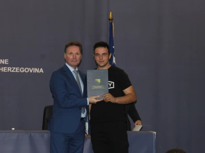 Mladi poljoprivrednici preuzeli rješenja za pokretanje poslovanja