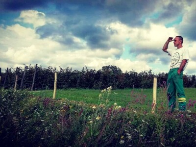 Mladi poljoprivrednici Srbije Mladi poljoprivrednici Srbije