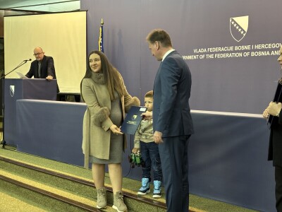 Mladim poljoprivrednicima uručena rješenja