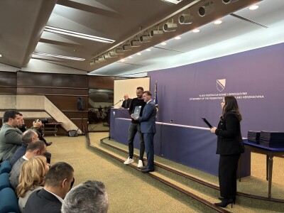 Mladim poljoprivrednicima uručena rješenja