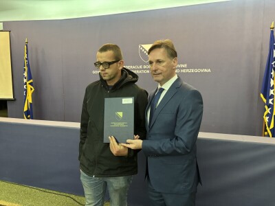 Mladim poljoprivrednicima uručena rješenja