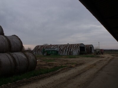 Mliječna farma Satnica