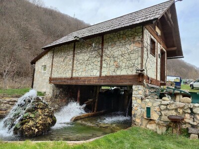 Mlin obitelji Jurić u Rami