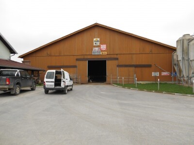 Suvremena farma muznih krava obitelji Šolčić Suvremena farma muznih krava obitelji Šolčić