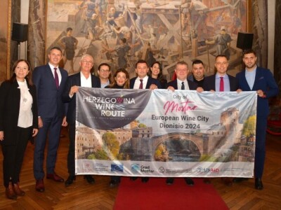 Mostar službeno preuzeo titulu Evropskog grada vina Dionisio Mostar službeno preuzeo titulu Evropskog grada vina Dionisio