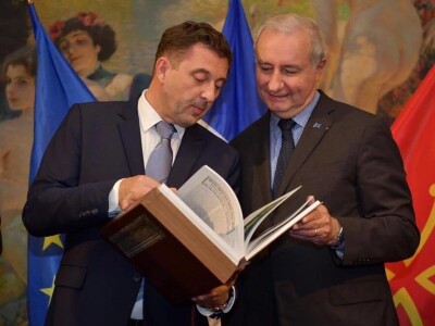 Mostar službeno preuzeo titulu Evropskog grada vina Dionisio Mostar službeno preuzeo titulu Evropskog grada vina Dionisio