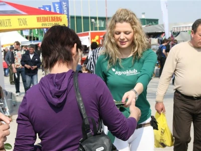 Agroklub.com hostese u akciji