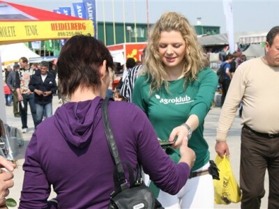Agroklub.com hostese u akciji
