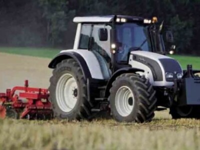 Traktor Valtra N
