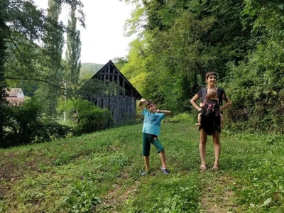 Na Okić