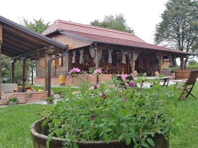 Na OPG-u Mohokos uspješno spojili ekološku poljoprivredu i zeleni turizam Na OPG-u Mohokos uspješno spojili ekološku poljoprivredu i zeleni turizam