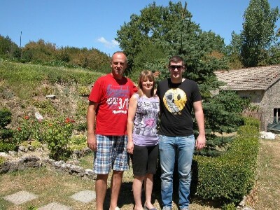 Na slici supružnici Vedran i Majda te njihov sin Anđelo