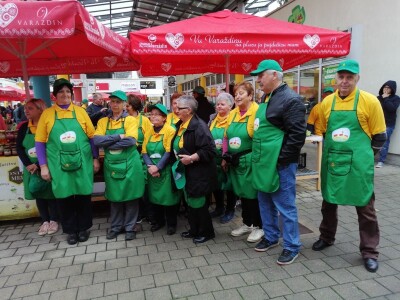 Na varaždinskoj tržnici dodijeljeni certifikati Proizvodi hrvatskog seljaka