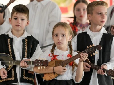 Na vidovečkoj Zeljarijadi spremljena mega sarma duga 1,5 kilometar