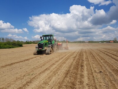 Najskuplji traktor u BiH - John Deere 8RX 410 Najskuplji traktor u BiH - John Deere 8RX 410