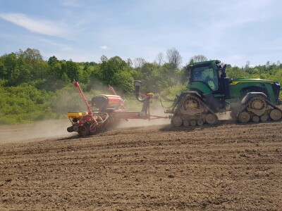 Najskuplji traktor u BiH - John Deere 8RX 410 Najskuplji traktor u BiH - John Deere 8RX 410