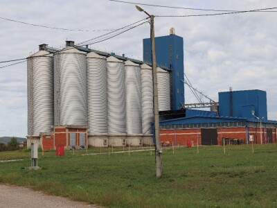Najveći doradni centar za sjemena u Derventi