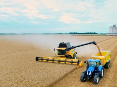 Kombajn New Holland CR9000
