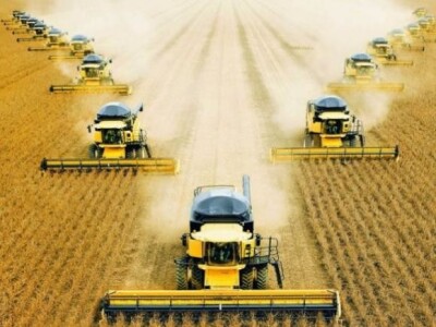 Kombajn New Holland CR9000