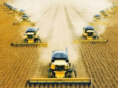 Kombajn New Holland CR9000