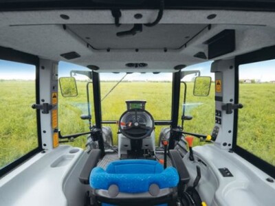 Traktor New Holland T5000