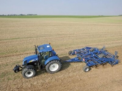 Traktor New Holland T6000 RC/PC