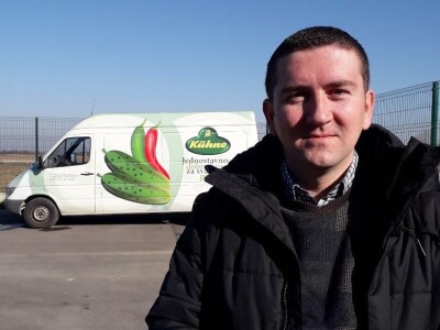 Njemački otkupljivač krastavaca kornišona, šansa za dopunu budžeta domaćih poljoprivrednika Njemački otkupljivač krastavaca kornišona, šansa za dopunu budžeta domaćih poljoprivrednika