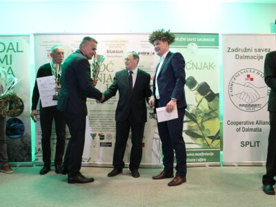 Noćnjak 2023. - Najbolji maslinari u kategoriji pakovina