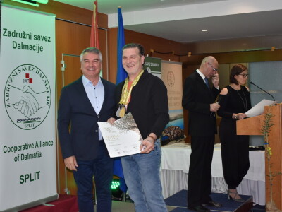 Noćnjak 2024. - Najbolji maslinari u kategoriji pakovina