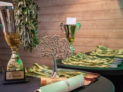 Noćnjak: Otvorena maslinova ulja - Najbolja otvorena i medalje