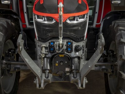 Nova serija Massey Ferguson MF 5S dostupna i sa ugrađenim utovarivačem