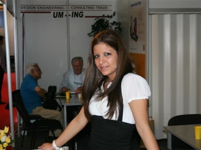 U prolazu ...